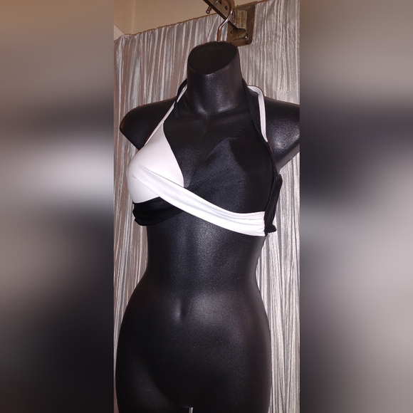 black & white bikini top with striped Victoria Secret Unforgettable bottom - Picture 2 of 15